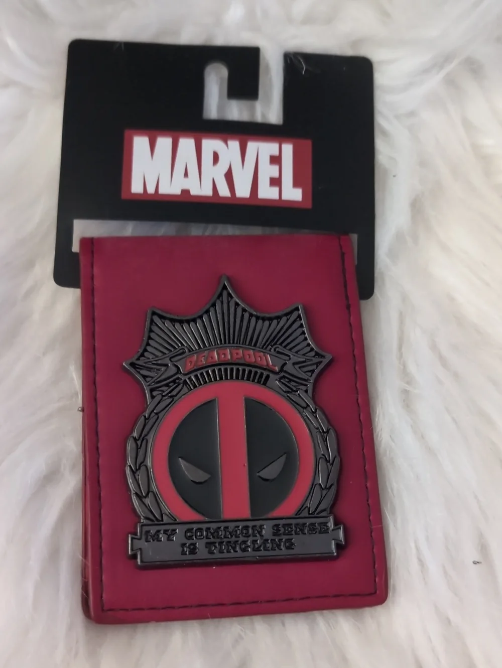 Marvel Deadpool Red and Black Badge Money Clip Card Holder